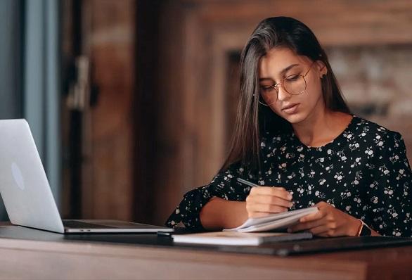 新加坡碩士留學(xué)全解析(專業(yè)、費(fèi)用、申請要求等)