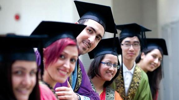 為什么說馬來西亞留學(xué)是歐美澳新國家留學(xué)的黃金跳板？